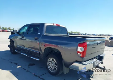 2017 Toyota Tundra Sr5 4.6L V8 из США, поврежденный, VIN 5TFEM5F14HX110060